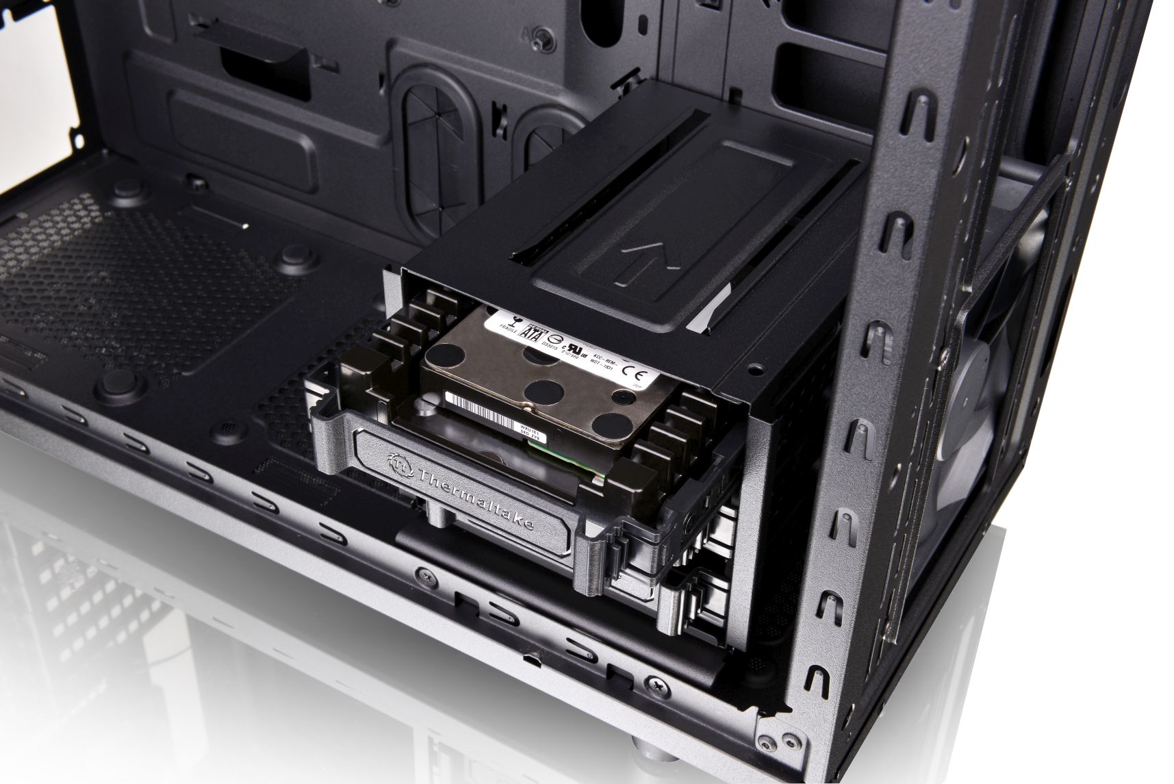 Thermaltake Core V31 with largely tool-free installation and fully modular design