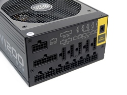 Cooler-Master-V1200-7
