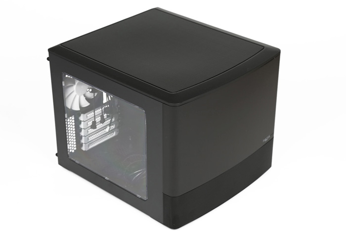 Fractal-Design-Node-804-opener