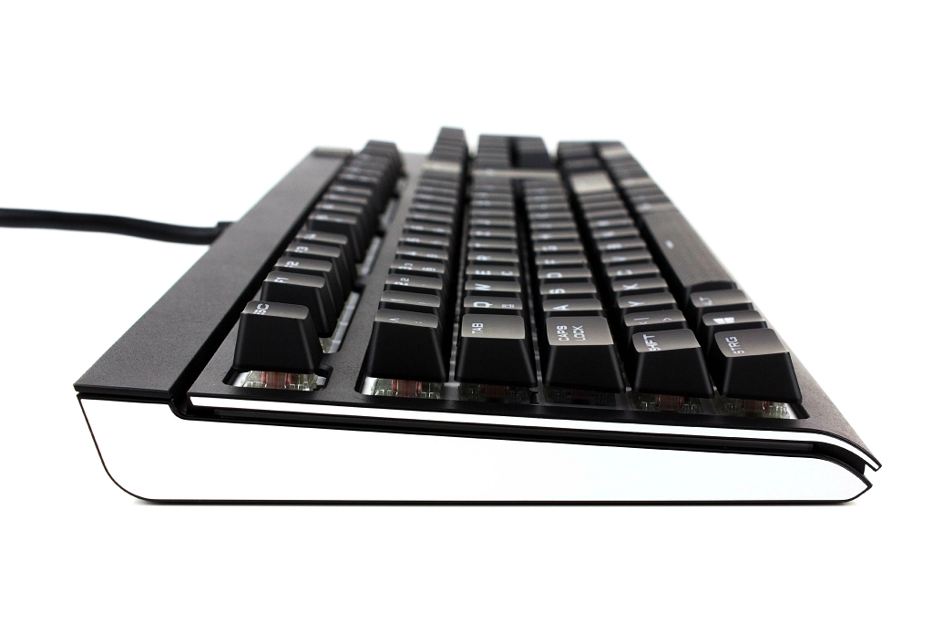 Strafe RGB 11