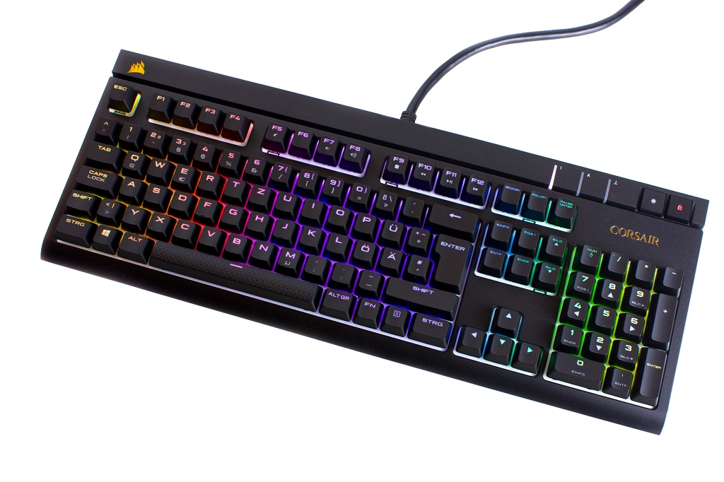 Strafe RGB 22