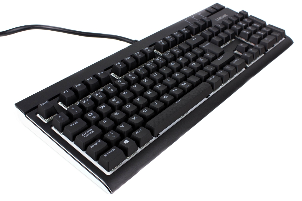 Strafe RGB 8