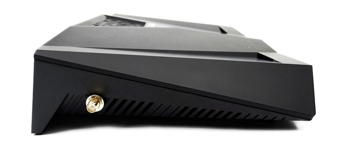 Asus RT AC88U 06
