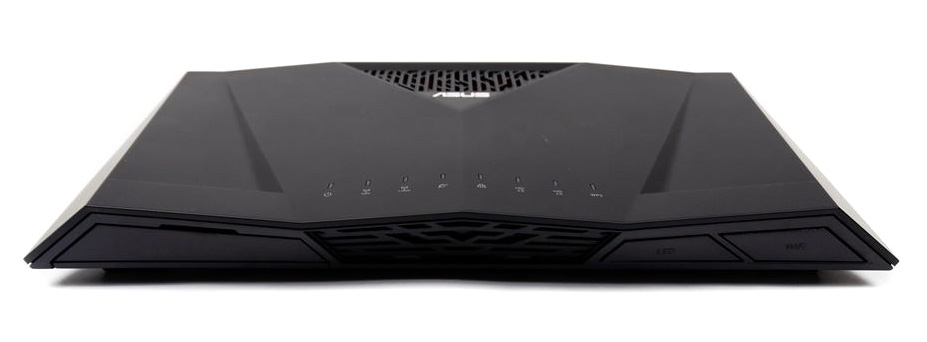 Asus RT AC88U 07
