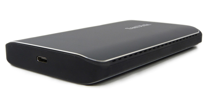 SanDisk Extreme 900 opener 2