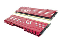 Corsair Vengeance LED DDR4 32GB 6t