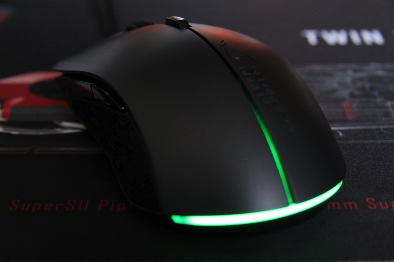 ASUS ROG Strix Evolve 23