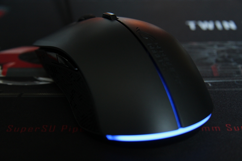 ASUS ROG Strix Evolve 24