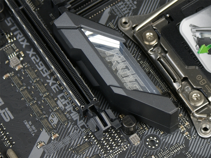 ASUS ROG Strix X299 XE Gaming 8