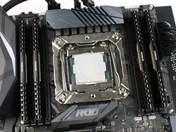 ASUS ROG Strix X299 XE Gaming 36