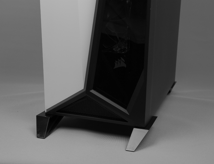 Corsair Carbige Spec Omega 04