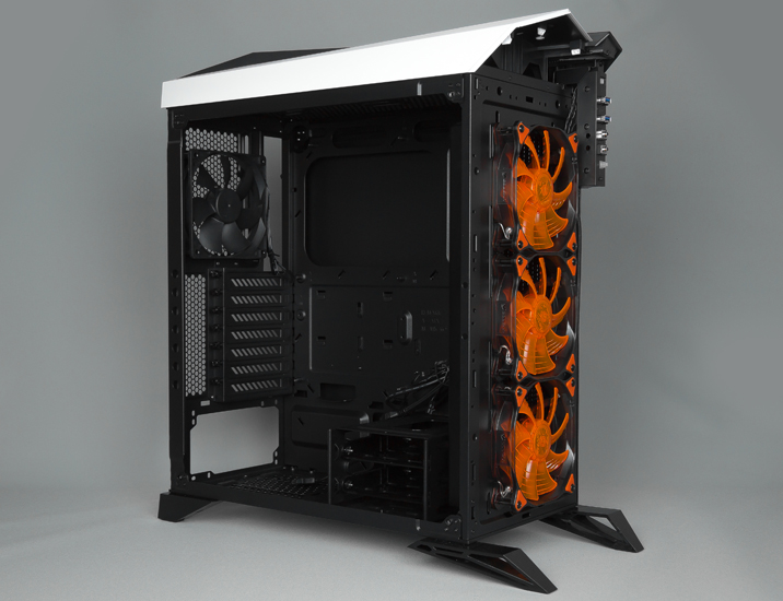 Corsair Carbige Spec Omega 12