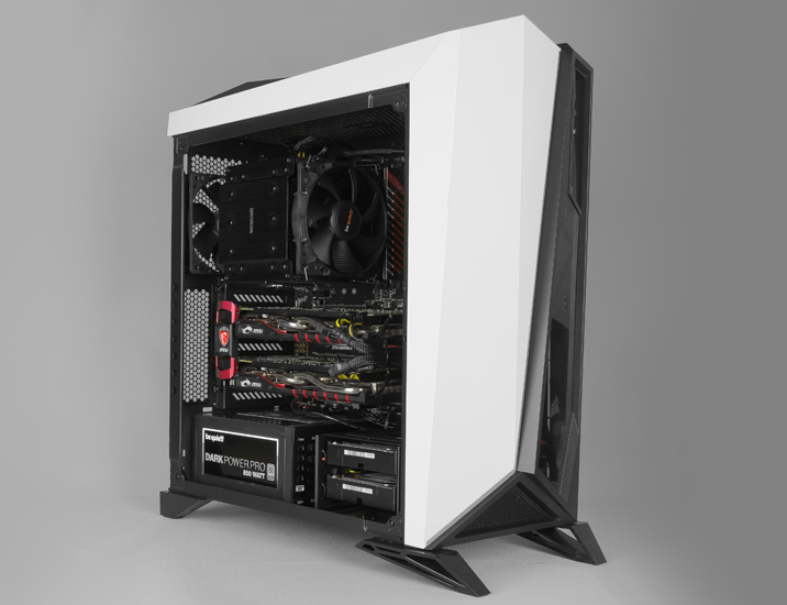 Corsair Carbige Spec Omega 18