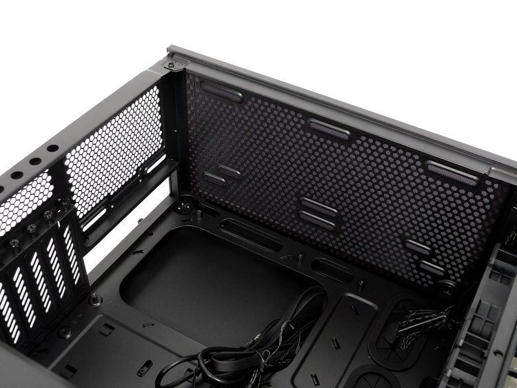 Corsair Crystal 460X 13