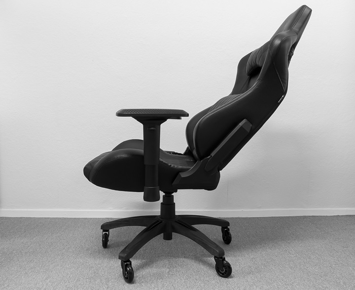 Corsair T1 Race Gaming Chair 05