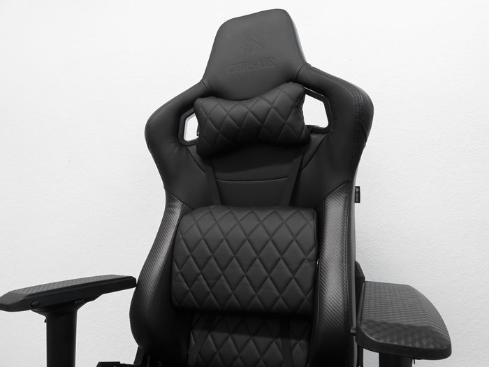 Corsair T1 Race Gaming Chair 08