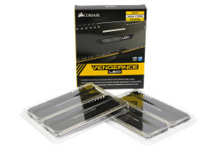 Corsair Vengeance LED DDR4 32GB 3t