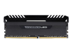 Corsair Vengeance LED DDR4 32GB 7at