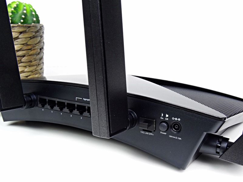 NETGEAR Nighthawk X10 05