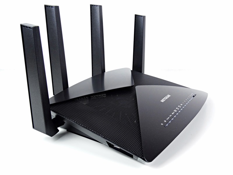 NETGEAR Nighthawk X10 17