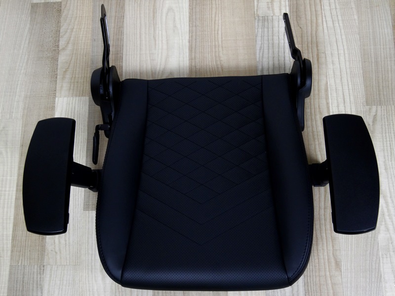 Noble Chairs Icon Black 04