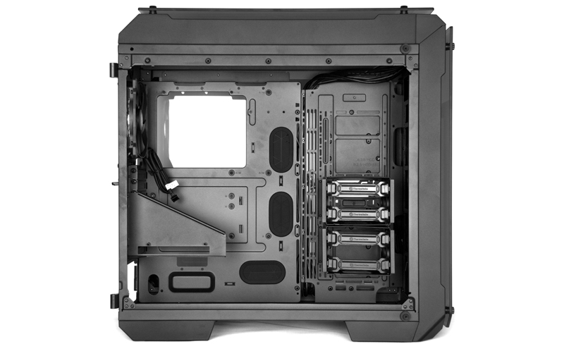 ThermalTake View TG 71 RGB 02