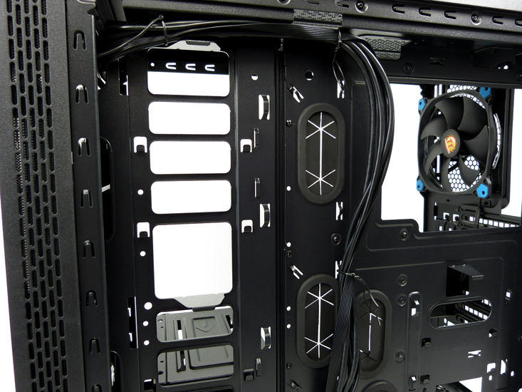 Thermaltake View 31 24