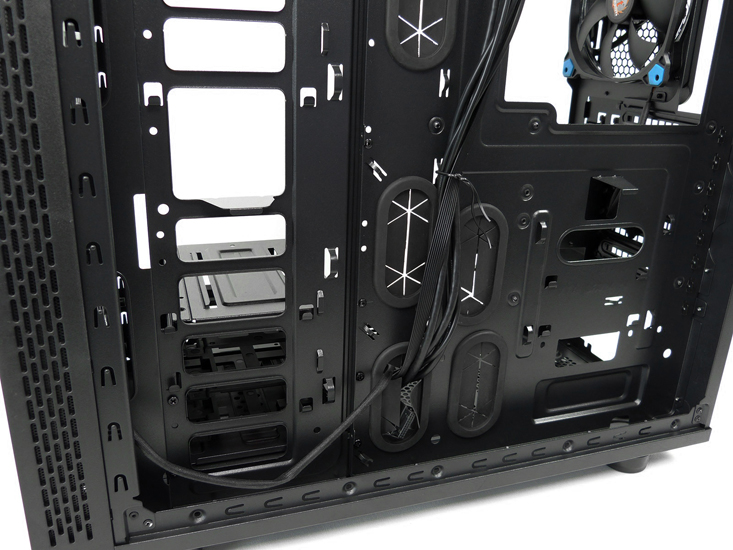 Thermaltake View 31 25