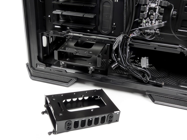 be quiet Dark Base 700 04