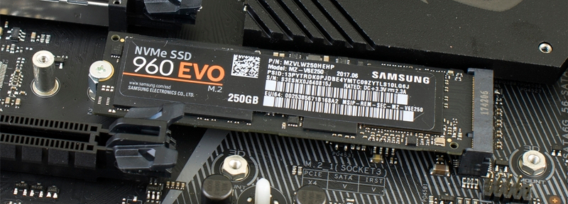 ASUS ROG Strix Z370 F Gaming 26