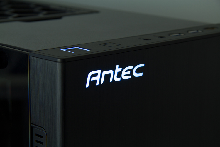 Antec P110 Luce 04