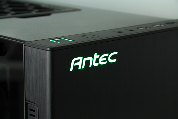 Antec P110 Luce 06