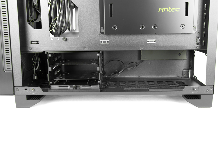 Antec P110 Luce 33
