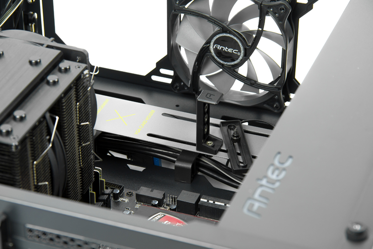 Antec P110 Luce 55
