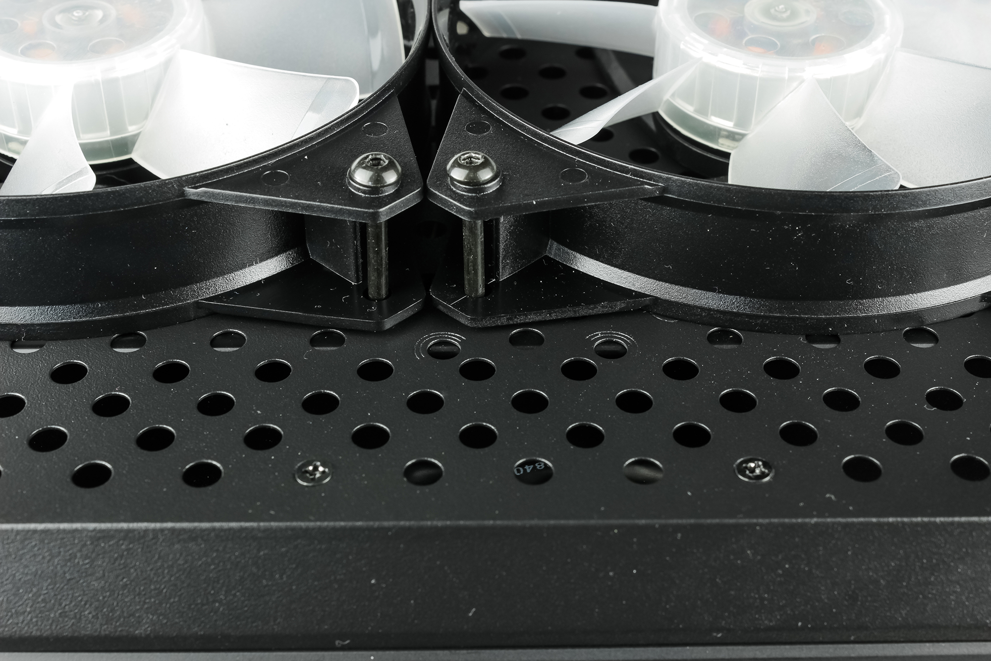 Cooler Master MasterBox Q300P 33