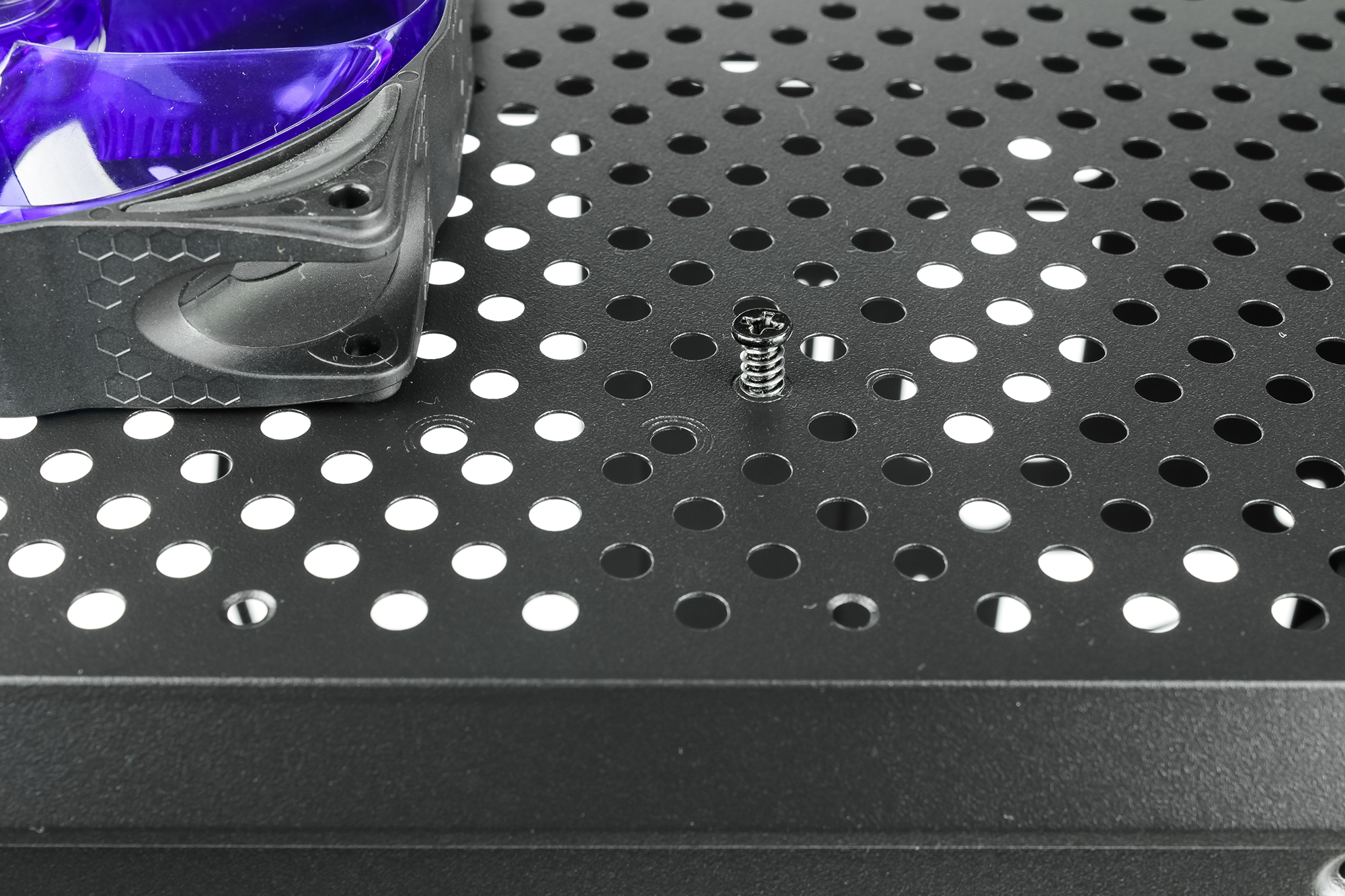 Cooler Master MasterBox Q300P 34