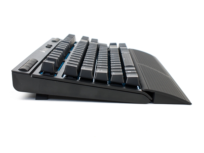Corsair K63 Wireless 22