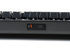 Corsair K63 Wireless 17
