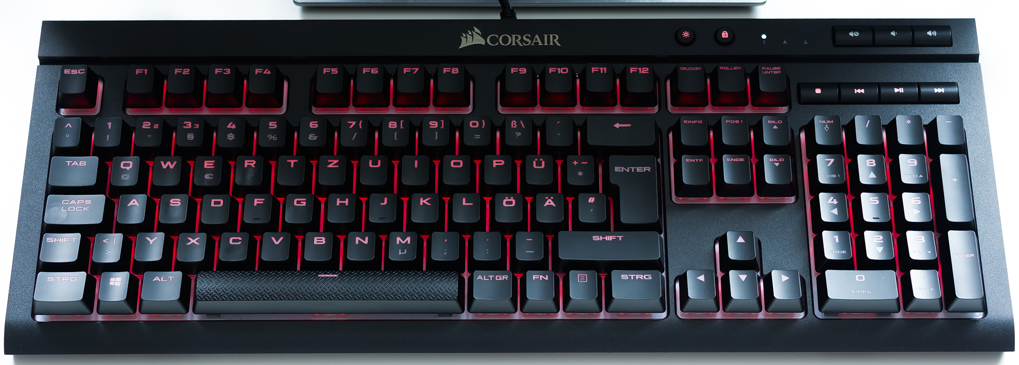 Corsair K68 RGB 21