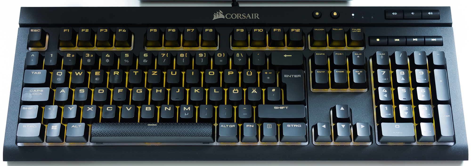 Corsair K68 RGB 22