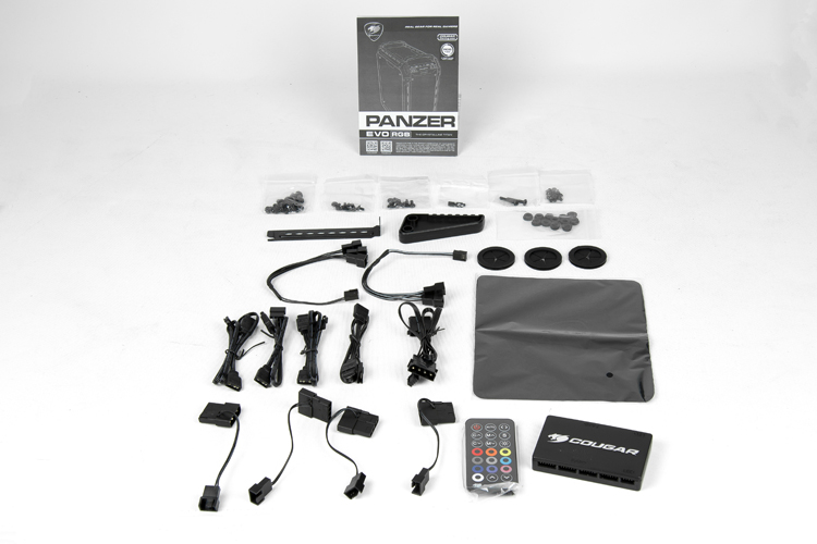 Cougar Panzer EVO RGB 01