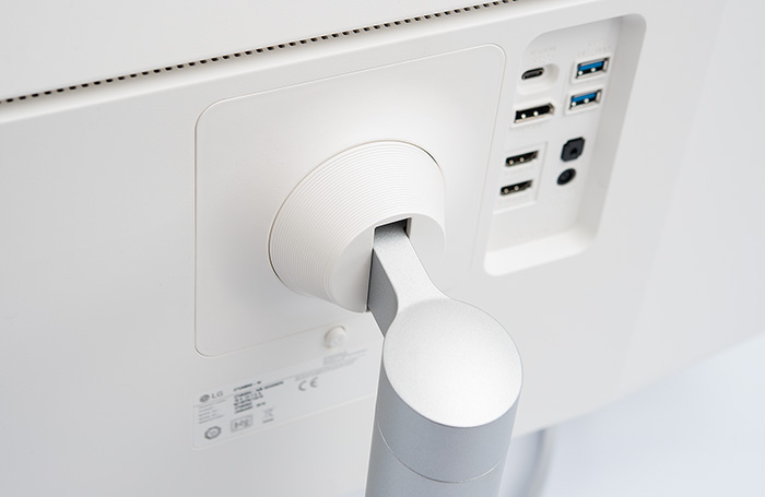 LG 27UK850 W 07k