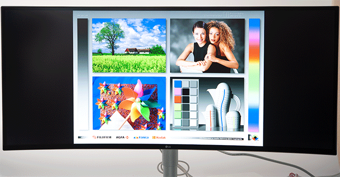 LG 38WK95C Animation 2