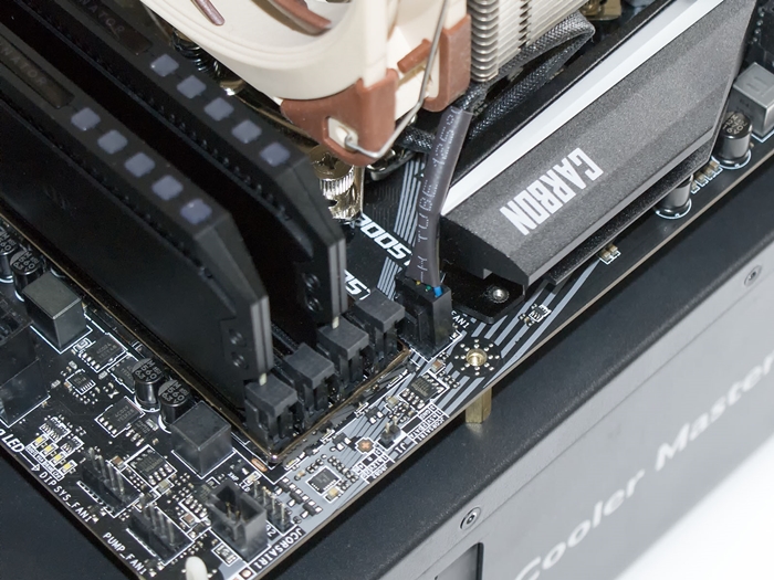 MSI MPG Z390 Gaming Pro Carbon 35k