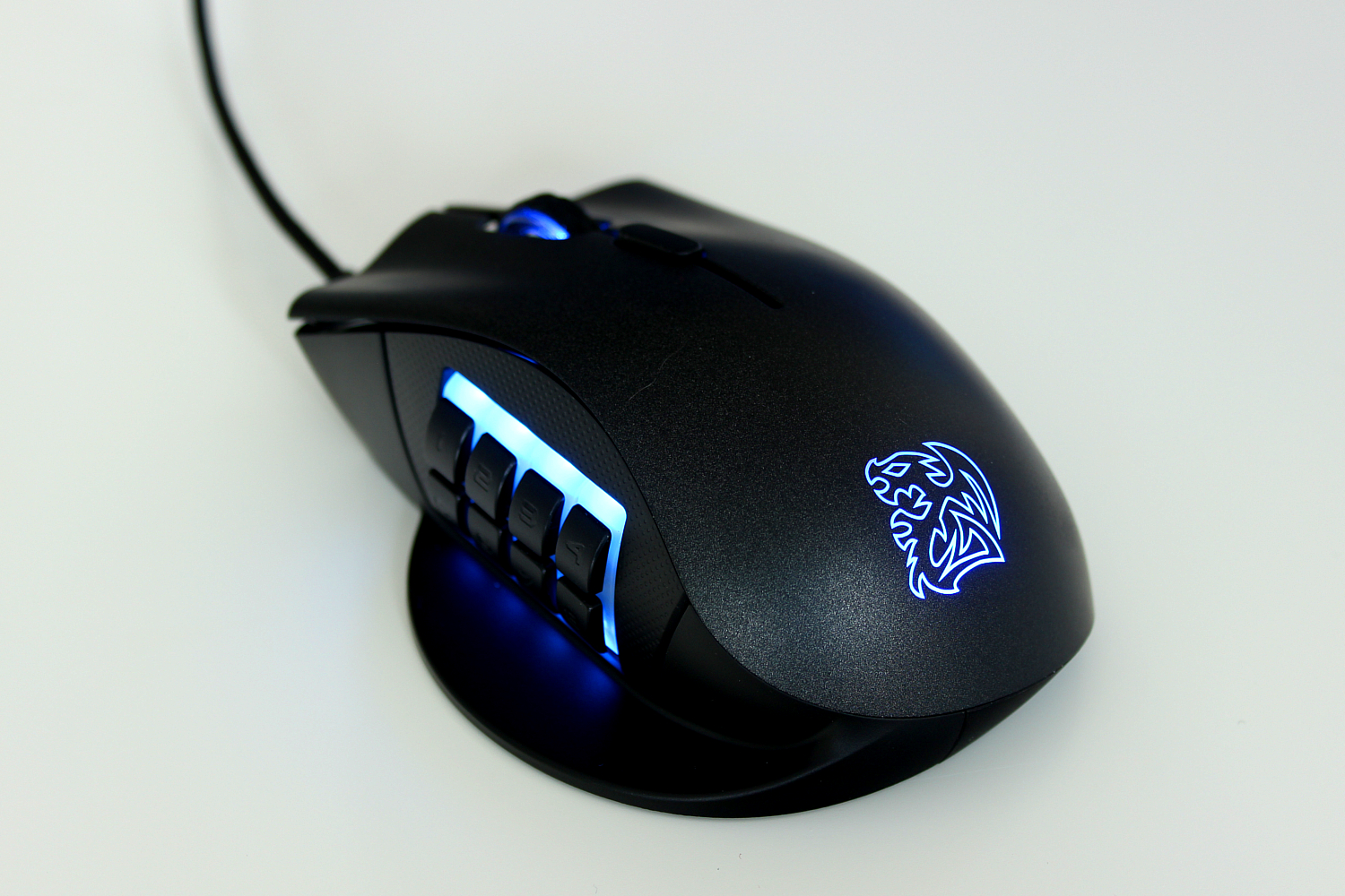 Thermaltake Nemesis RGB 29