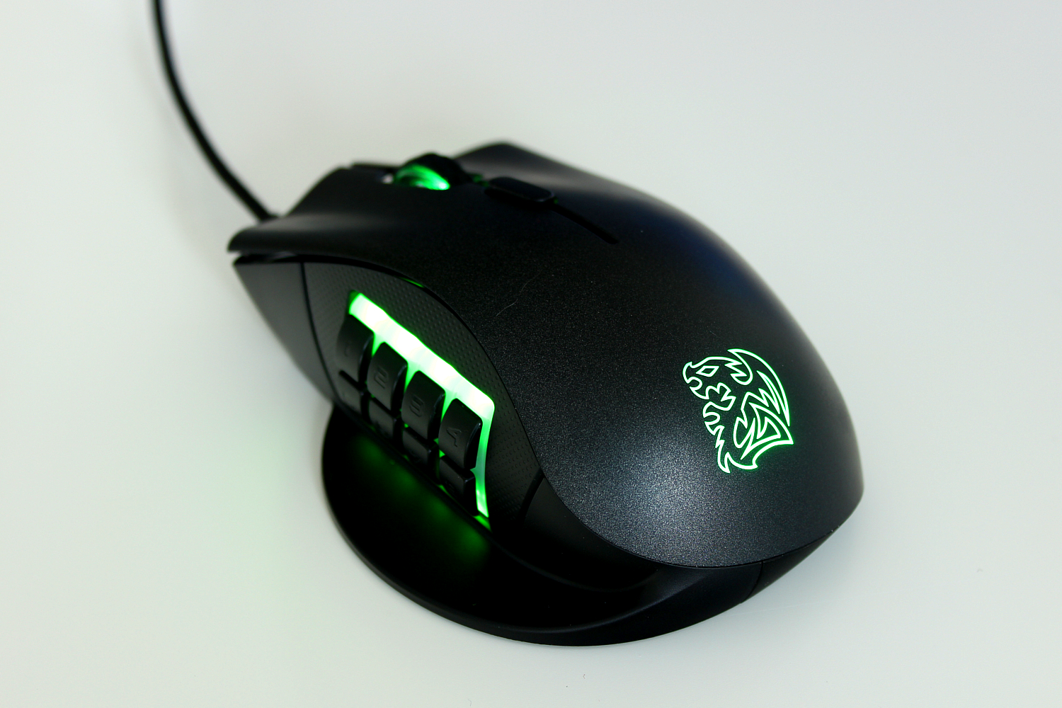 Thermaltake Nemesis RGB 31