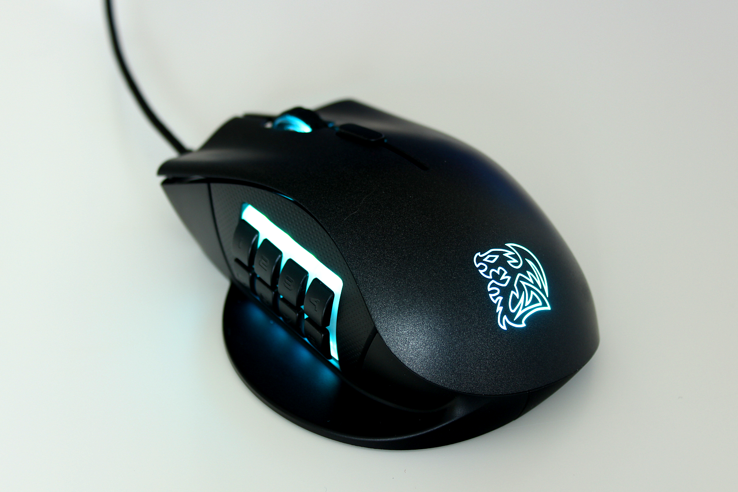 Thermaltake Nemesis RGB 32