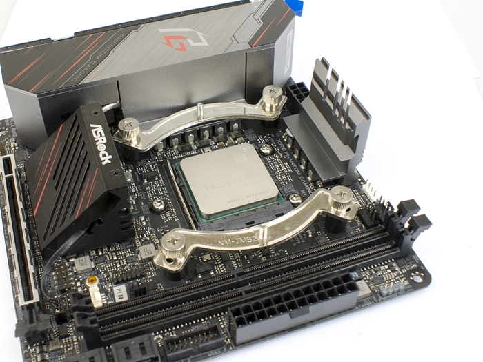 ASRock X570 Phantom Gaming ITX TB3 29k