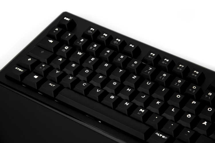 Cherry MX Board 1.0 04