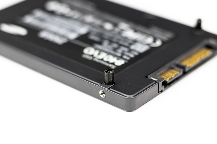 Cooler Master NR400 29